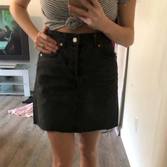 hm black denim skirt